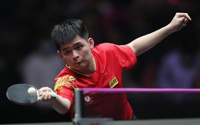 慈善活动探 慈善活动探