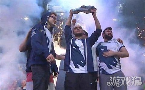 赛场必须解 赛场必须解